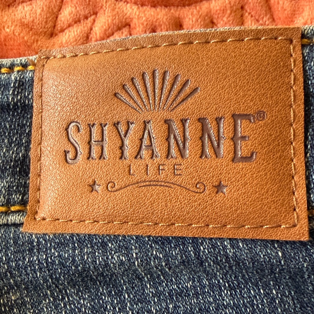 Shyanne 30x32 Dark Blue boot cut jeans - Picture 10 of 10